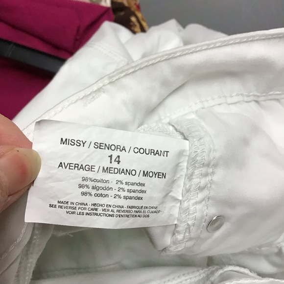 BANDOLINO women's  pants  sz 14. white - Picture 8 of 8